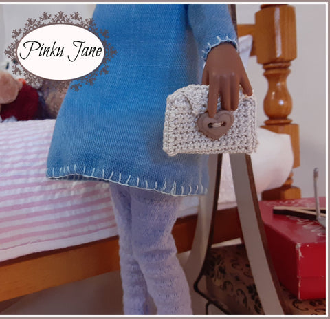 Pinku Jane Blythe/Pullip Collar, Headbands, & Bags Crochet Pattern For 12" Blythe Dolls larougetdelisle