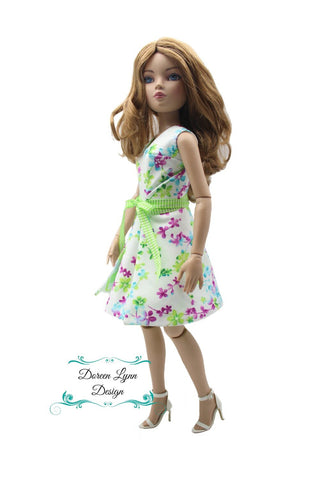 Doreen Lynn Design Ellowyne Morning Glory Reversible Dress Doll Clothes Pattern For Ellowyne Wilde™ Dolls larougetdelisle