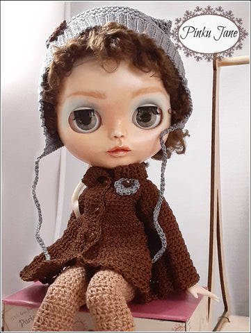 Pinku Jane Blythe/Pullip Swing Coat & Winter Helmet Crochet Pattern For 12" Blythe Dolls larougetdelisle