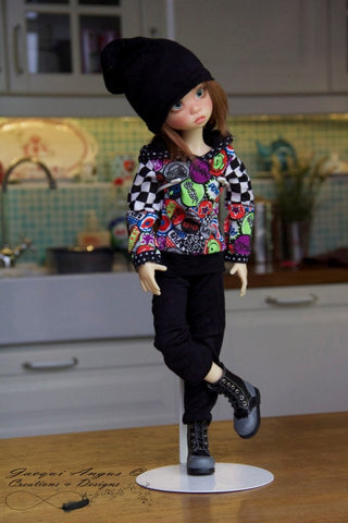 Jacqui Angus Creations & Designs BJD Colour Blocked Hoodie Pattern for MSD Ball Jointed Dolls larougetdelisle